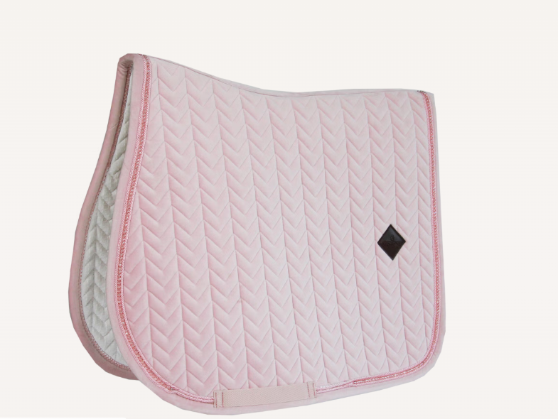 Kentucky Hoppschabrak velvet pearls soft rose Full