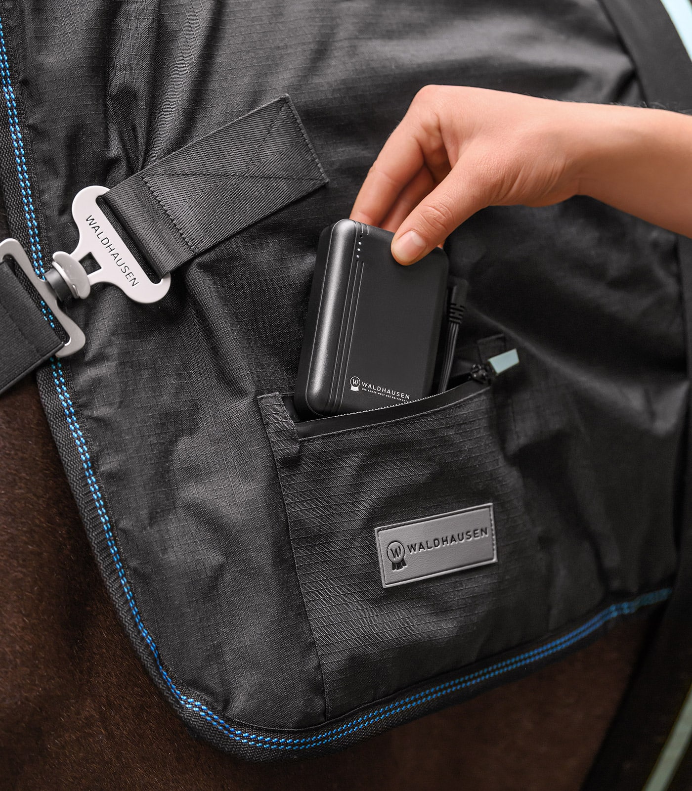 Waldhausen Powerbank till Massagetäcke - Bild 4
